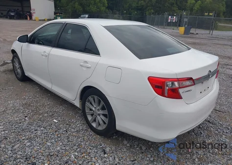 2014 Toyota Camry Xle из США, поврежденный, VIN 4T4BF1FK1ER347523